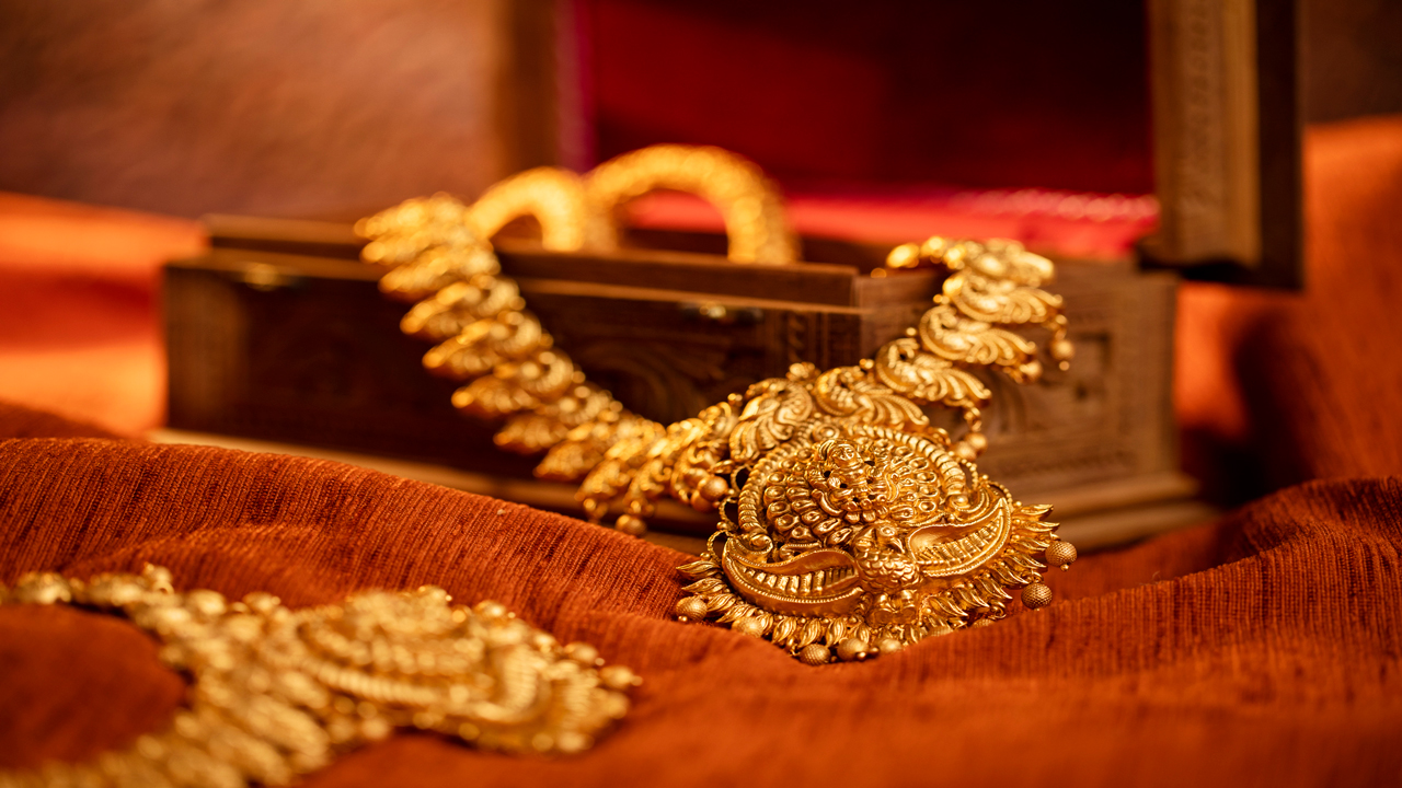 Traditional Indian Gold Jewellery